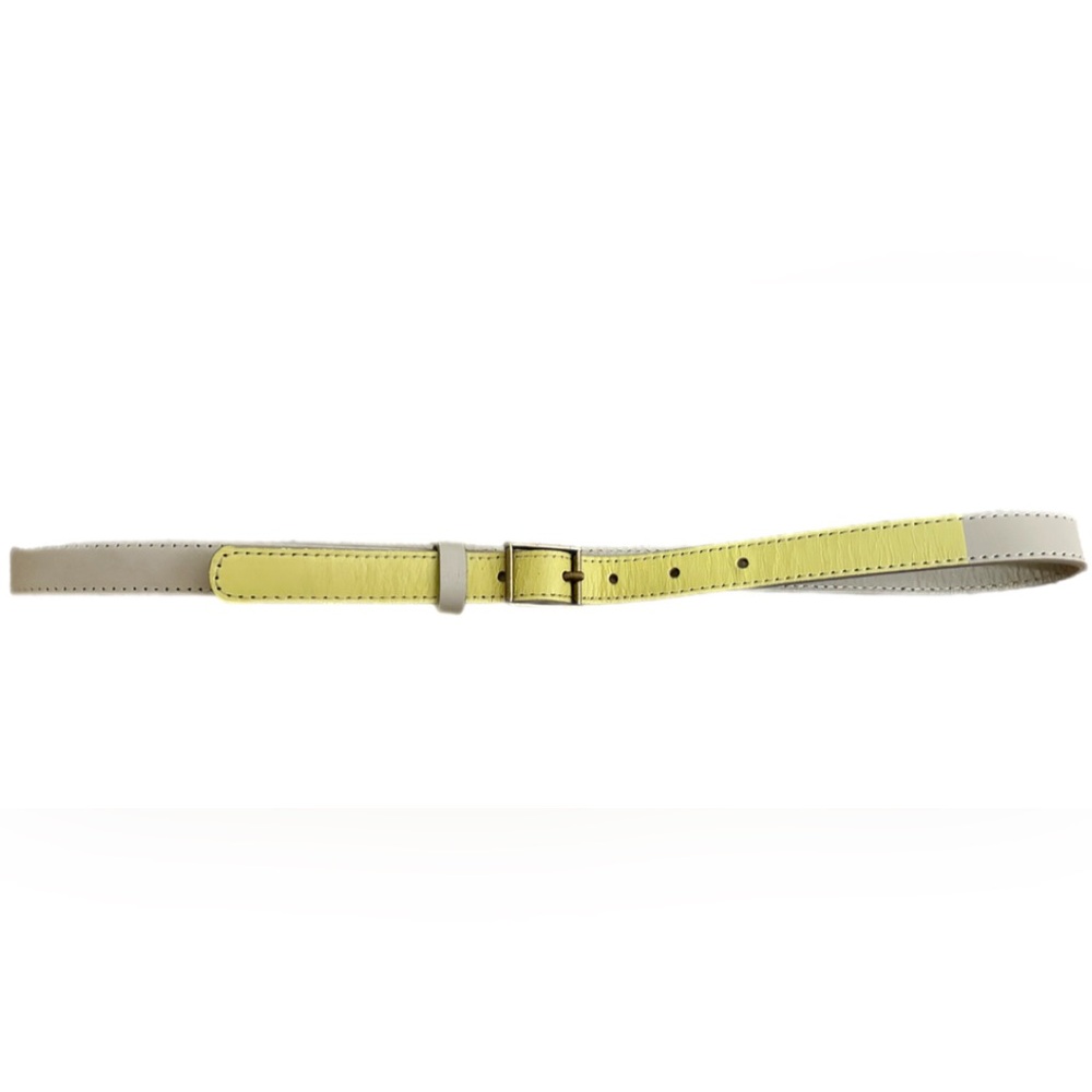 GAP Women’s Grey / Yellow Leather Belt